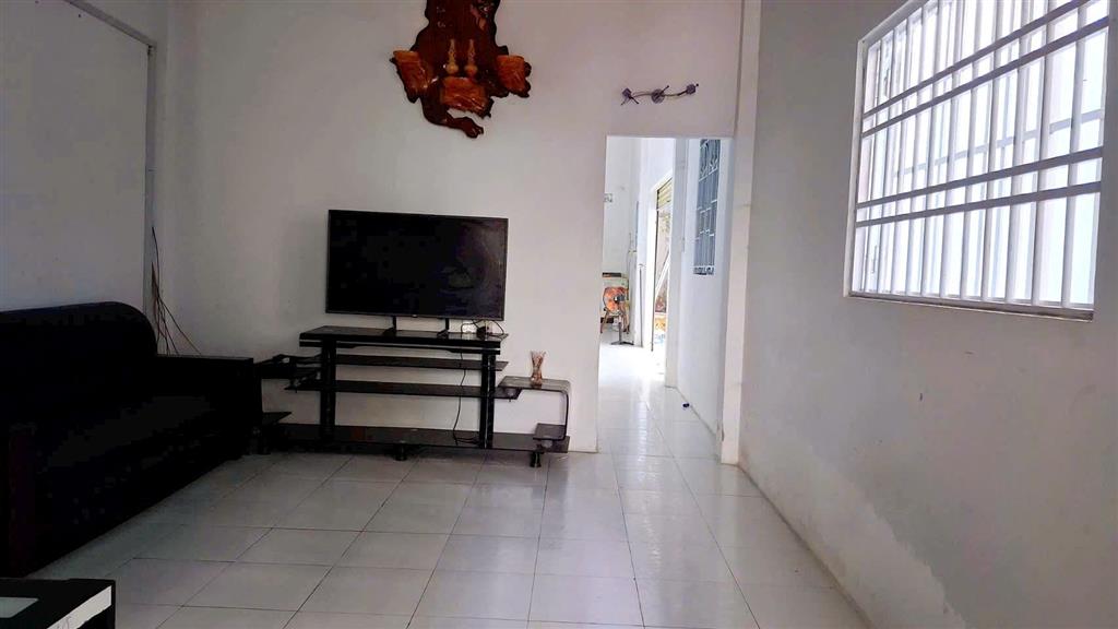 CẦN BÁN 95M2 NHÀ CÁP 4 MT THẾ LỮ KD BUÔN BÁN THOẢI MÁY