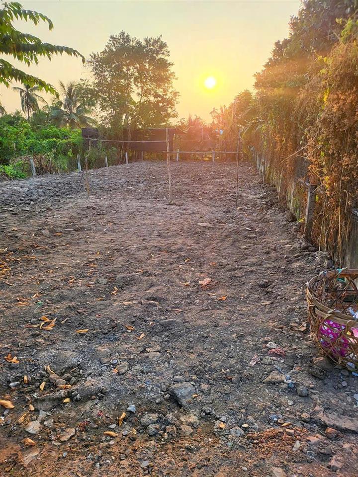 CẦN BÁN 300M2 ĐẤT THỔ CƯ HẺM THÔNG XE HƠI