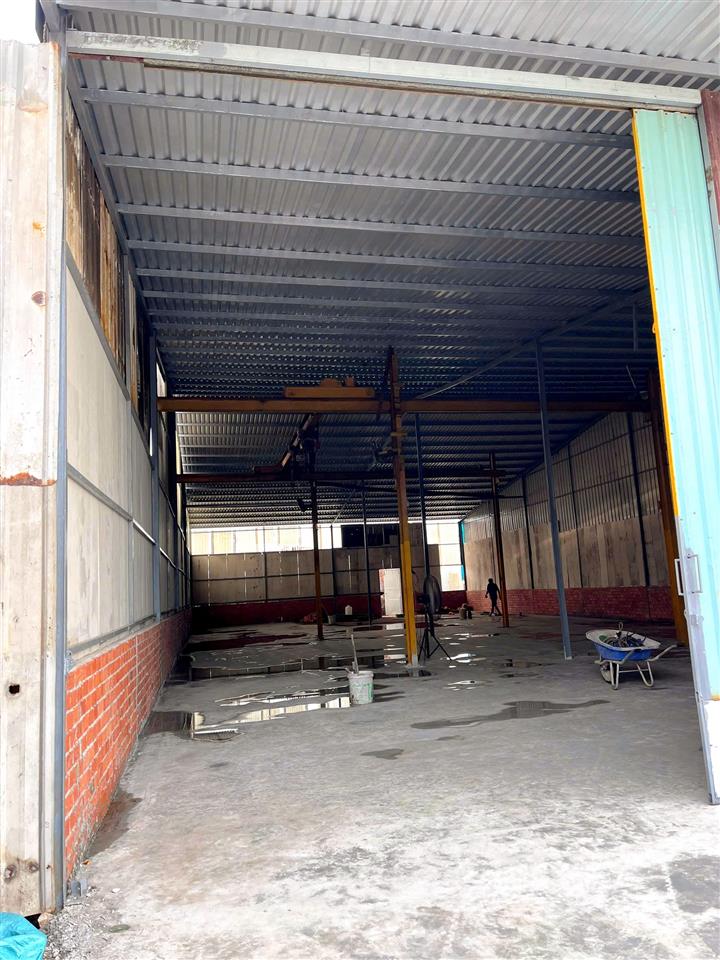 CHO THUÊ 400M2 KHO HẺM XE TAI CÓ SẴN 3FA