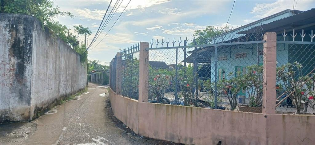 CẦN BÁN 427M2 14X25 CÓ 4 CĂN NHÀ CẤP 4 HẺM XE HƠI 1/ BÙI THANH KHIẾT