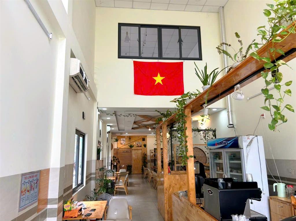 CẦN BÁN 200M2 NHÀ 1 TẤM ĐẸP MT ĐƯỜNG NGUYỄN HỮU TRÍ