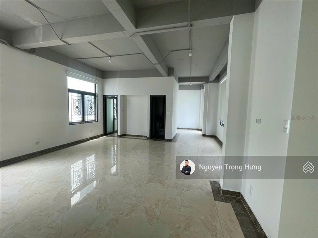 Bán căn nhà phố 132m2 full đất, hoàn thiện 5 tầng khu vực đông đúc giá tốt nhất khu nhà phố