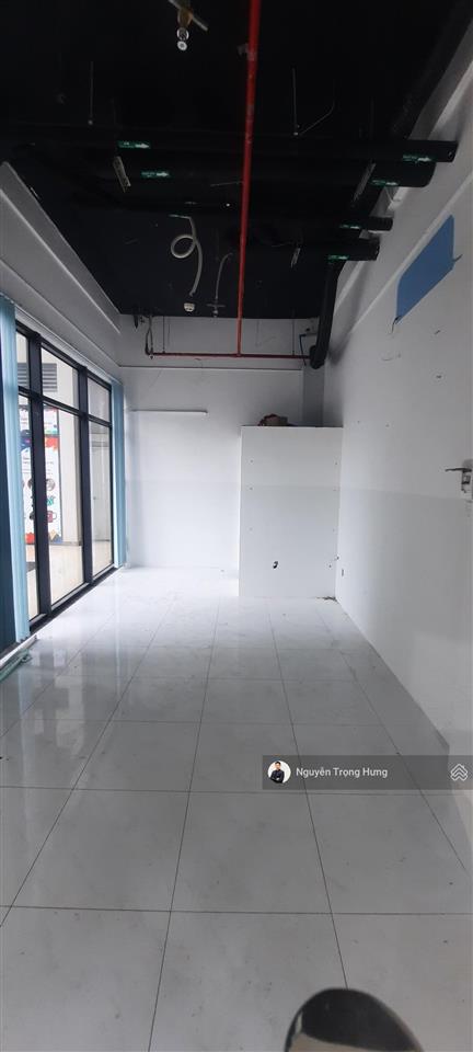 Cho thuê shophouse khối đế chung cư 26m2 cạnh sảnh căn hộ đã hoàn thiện setup kinh doanh ngay