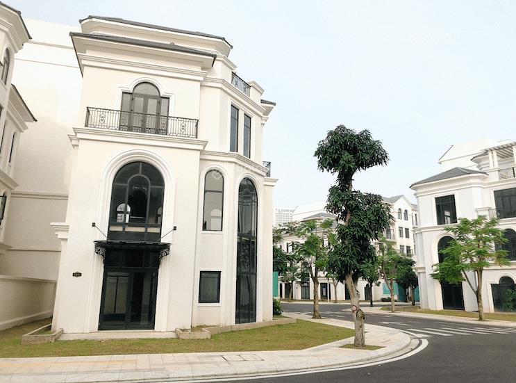 Cho thuê căn góc biệt thự đối diện cổng trường vinschool thuận tiện kinh doanh nhiều lĩnh vực