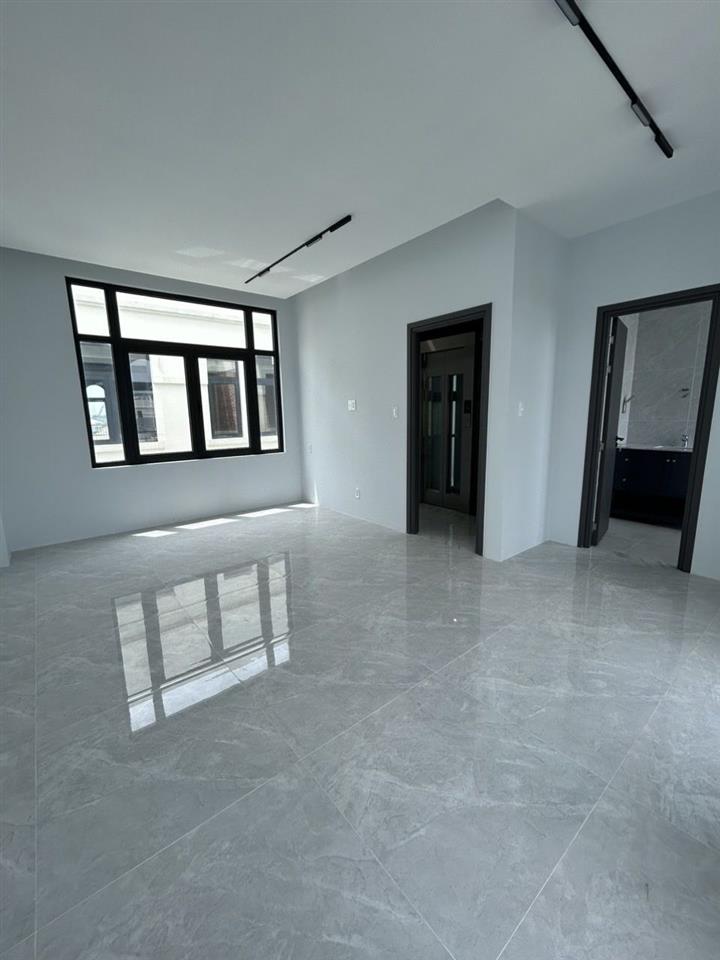 Cho thuê nhà phố manhattan hoàn thiện đẹp có thang máy  máy lạnh  rèm ngăn sẵn 4 phòng