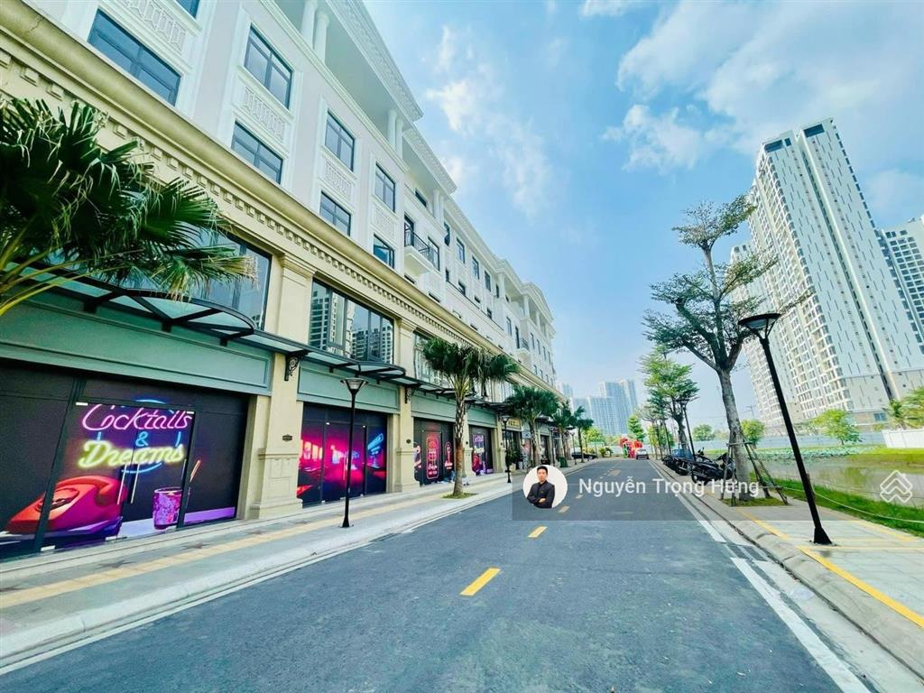 Cho thuê shophouse 5 tầng broadway vinhomes grand park 30tr/th