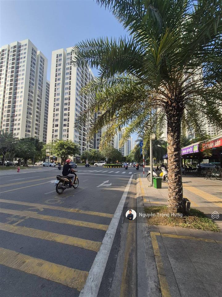 Cho thuê shophouse 5 tầng broadway vinhomes grand park 30tr/th