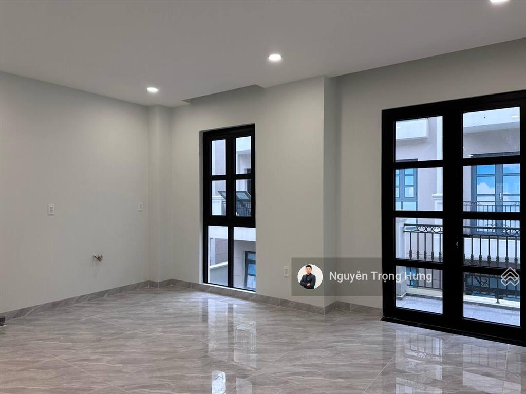 Mớicho thuê biệt thự 3 tầng 200m2 giá tốt nhất hiện tại có sẵn nội thất kết hợp ở và kinh doanh