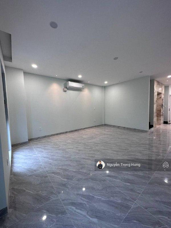 Mớicho thuê biệt thự 3 tầng 200m2 giá tốt nhất hiện tại có sẵn nội thất kết hợp ở và kinh doanh