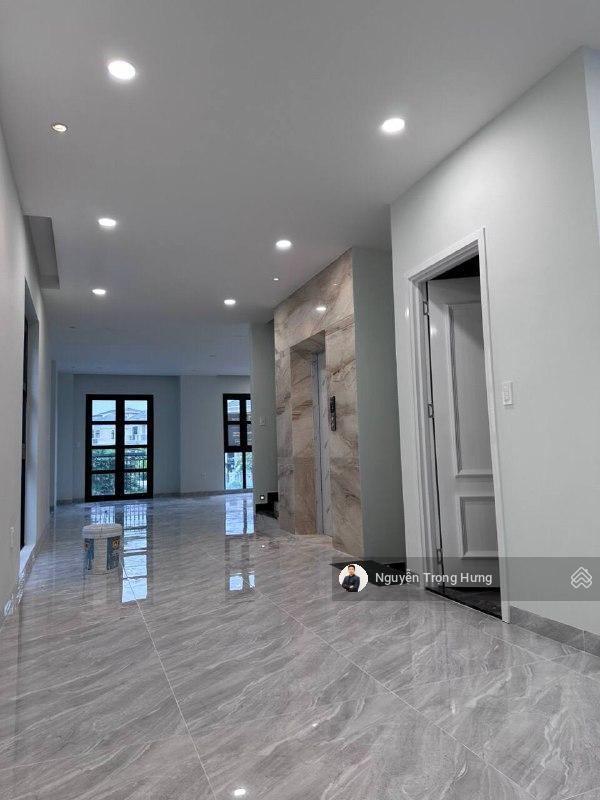 Mớicho thuê biệt thự 3 tầng 200m2 giá tốt nhất hiện tại có sẵn nội thất kết hợp ở và kinh doanh