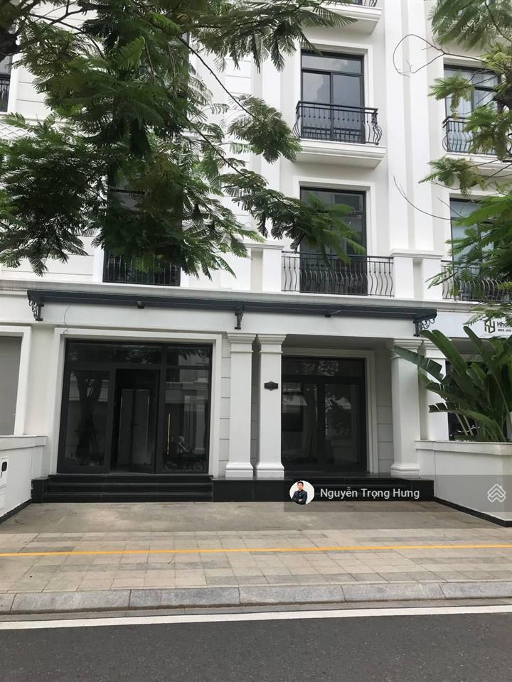 Cho thuê trệt và lầu 1 nhà phố 144m2 thuận tiện làm văn phòng kinh doanh spa, salon, studio, online
