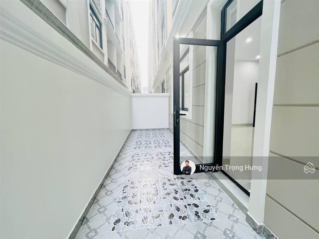 Hot nhất vinhomes  cho thuê nguyên căn nhà phố 05 tầng hoàn thiện mới giá chỉ 20 triệu/tháng