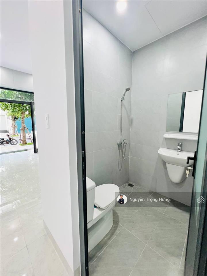 Hot nhất vinhomes  cho thuê nguyên căn nhà phố 05 tầng hoàn thiện mới giá chỉ 20 triệu/tháng