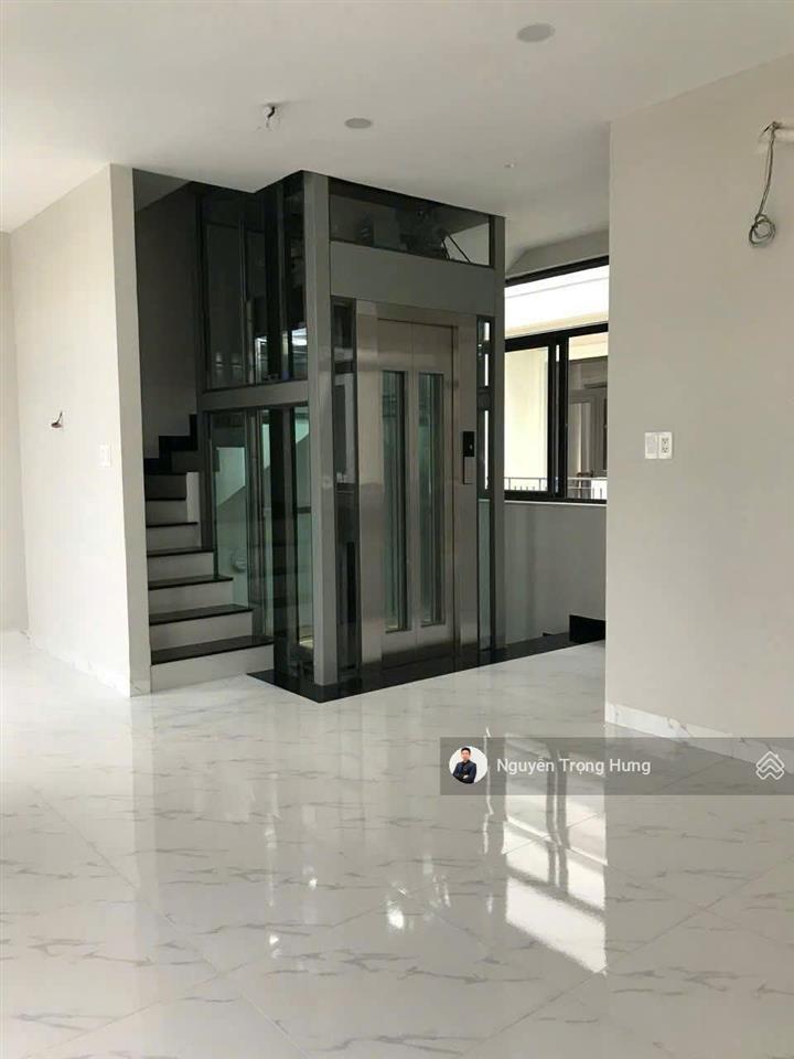 Căn đẹp giá tốt hiếm có nhà phố 5 tầng có thang máy giá tốt mùa này  thuê ngay kẻo lỡ