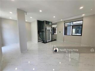 Căn đẹp giá tốt hiếm có nhà phố 5 tầng có thang máy chỉ 28 triệu giá tốt mùa này  thuê ngay kẻo lỡ