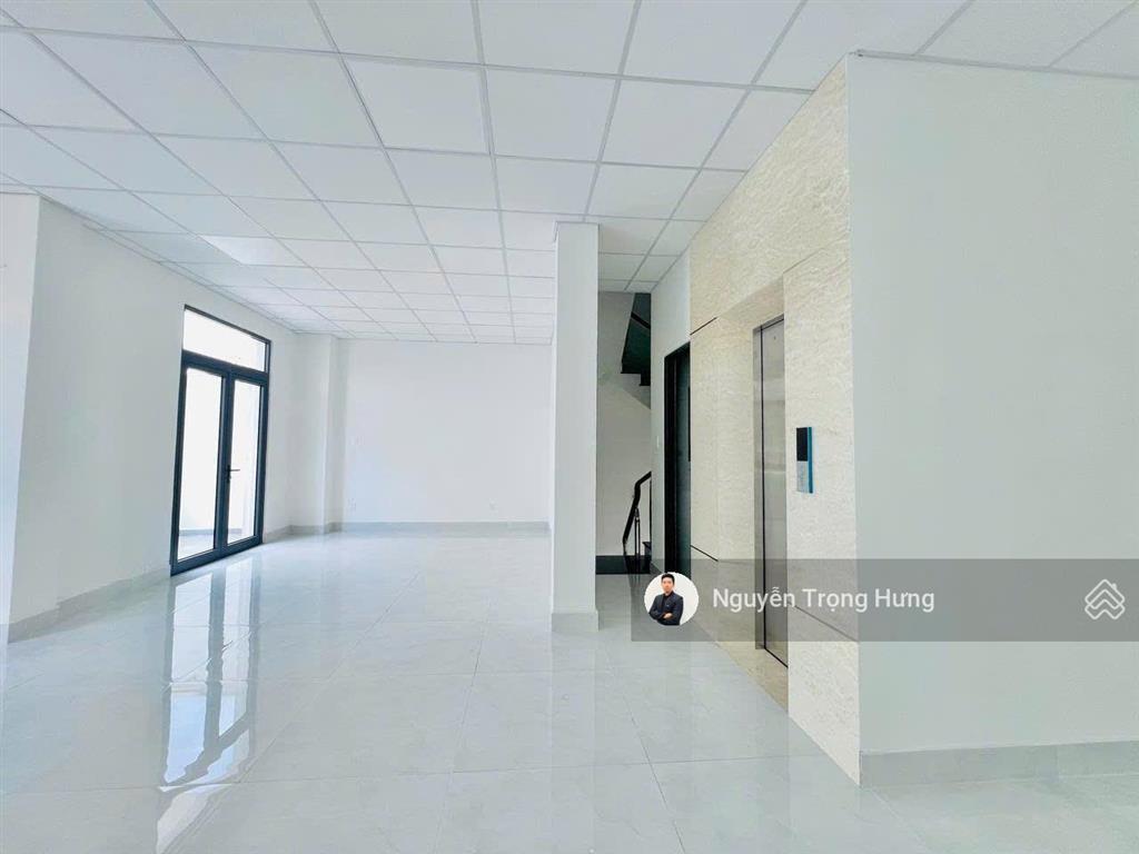 Cho thuê nhà phố 144m² 5 tầng vinhomes grand park giá chỉ 40 triệu | văn phòng, showroom, spa