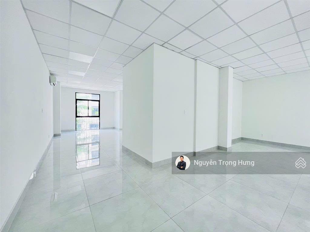 Cho thuê nhà phố 144m² 5 tầng vinhomes grand park giá chỉ 40 triệu | văn phòng, showroom, spa