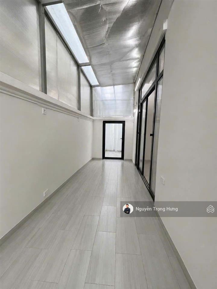 Cho thuê tầng trệt kinh doanh manhattan vinhomes grand park trục t2 t4 t6  tầng trệt đẹp