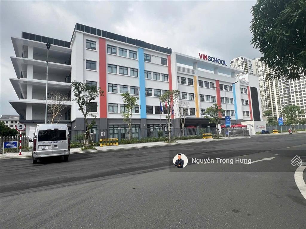 Cho thuê tầng trệt kinh doanh manhattan vinhomes grand park trục t2 t4 t6  tầng trệt đẹp
