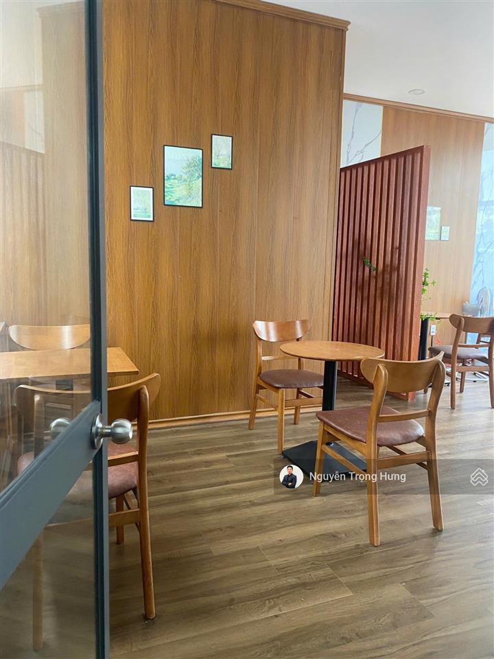 Nhà phố có sẵn nội thất thiết bị kinh doanh cà phê giá tốt tại vinhomes grand park quận 9