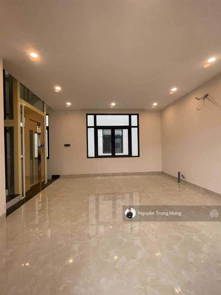 Nhà phố trục d2a, trục đường chính đông đúc sầm uất, dự án phù hợp spa, văn phòng, showroom