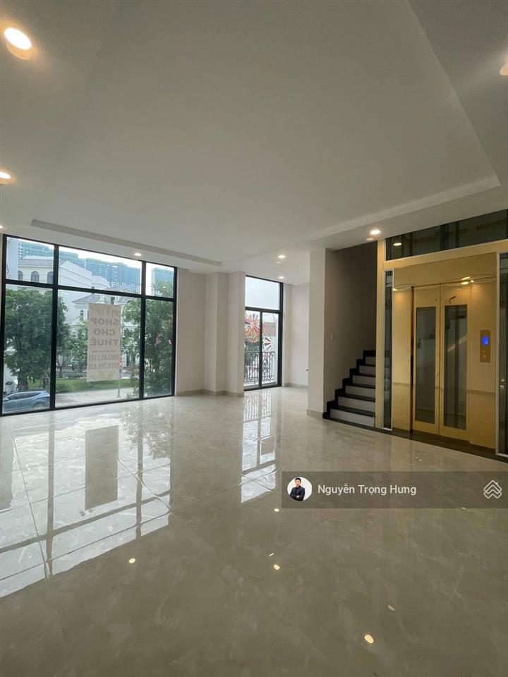Nhà phố trục d2a, trục đường chính đông đúc sầm uất, dự án phù hợp spa, văn phòng, showroom
