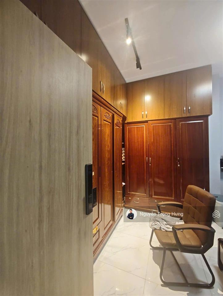 Cho thuê nhà phố 05 tầng 4 phòng ngủ đầy đủ nội thất vinhomes grand park quận 9