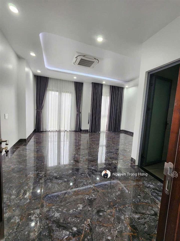 Biệt thự xịn xò the manhattan 225m2 03 tầng ngăn phòng sẵn, có máy lạnh tại vinhomes