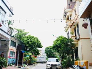 Bán toà nhà cao cấp lô góc 85m 7 tầng view hồ hiếm