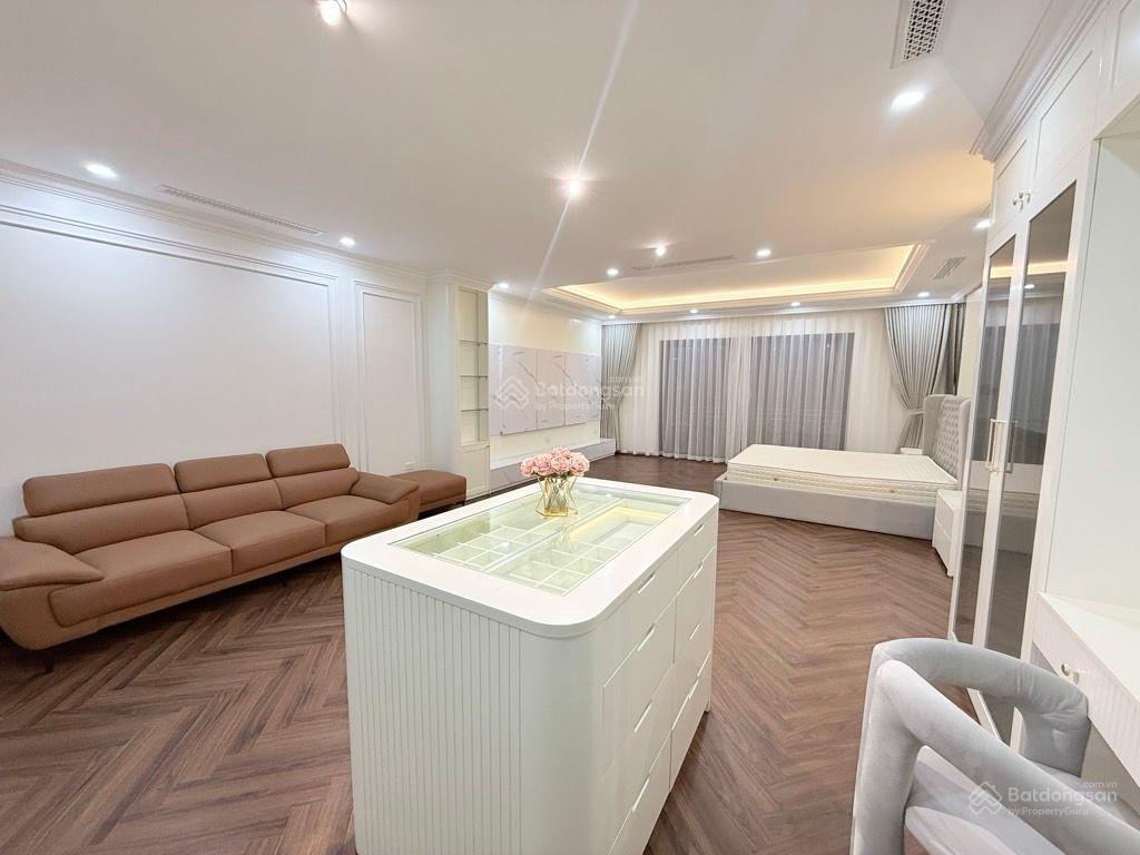 Bán tòa nhà phố tam trinh dt 78m 7 tầng thang máy gara 2 ô tô , vừa ở vừa làm vp đỉnh