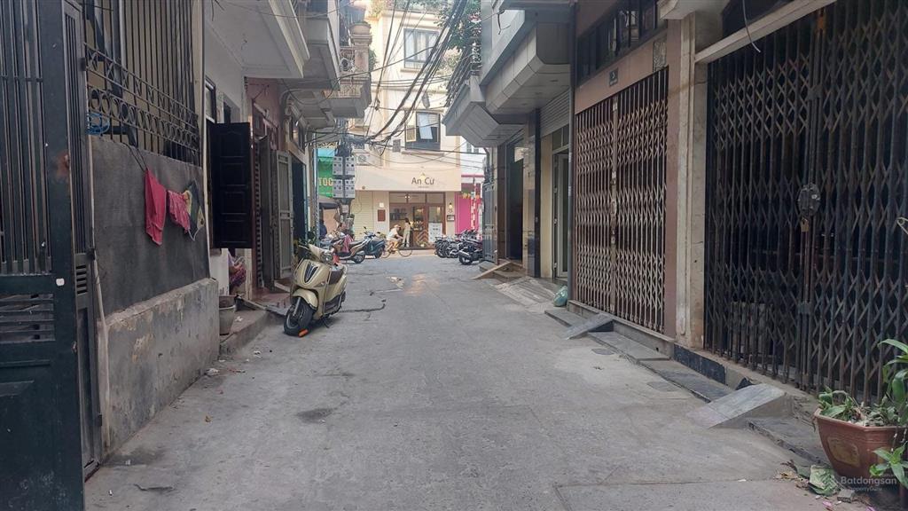 Bán nhà phân lô khu đền lừ 60m2, ô tô tránh, kinh doanh tốt, 2 thoáng, giá hơn 1x tỷ