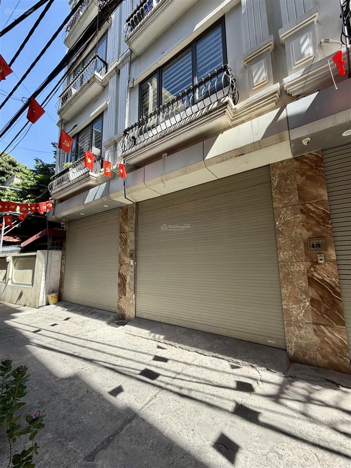 Chủ cần bán gấp  ô tô 7 chỗ vào nhà  sát gamuda  nhà mới đẹp  hơn 9 tỷ