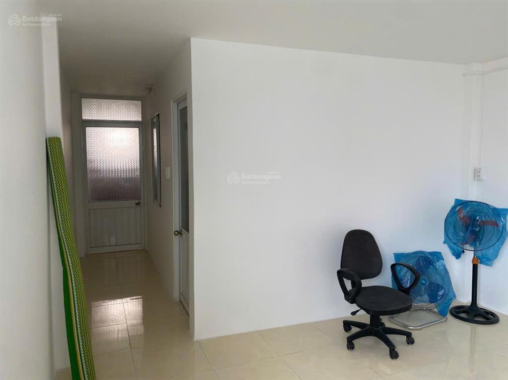 Bán nhà 2 tầng trục đường 5m5 ô tô thông gần cầu vượt ngã 3 huế
