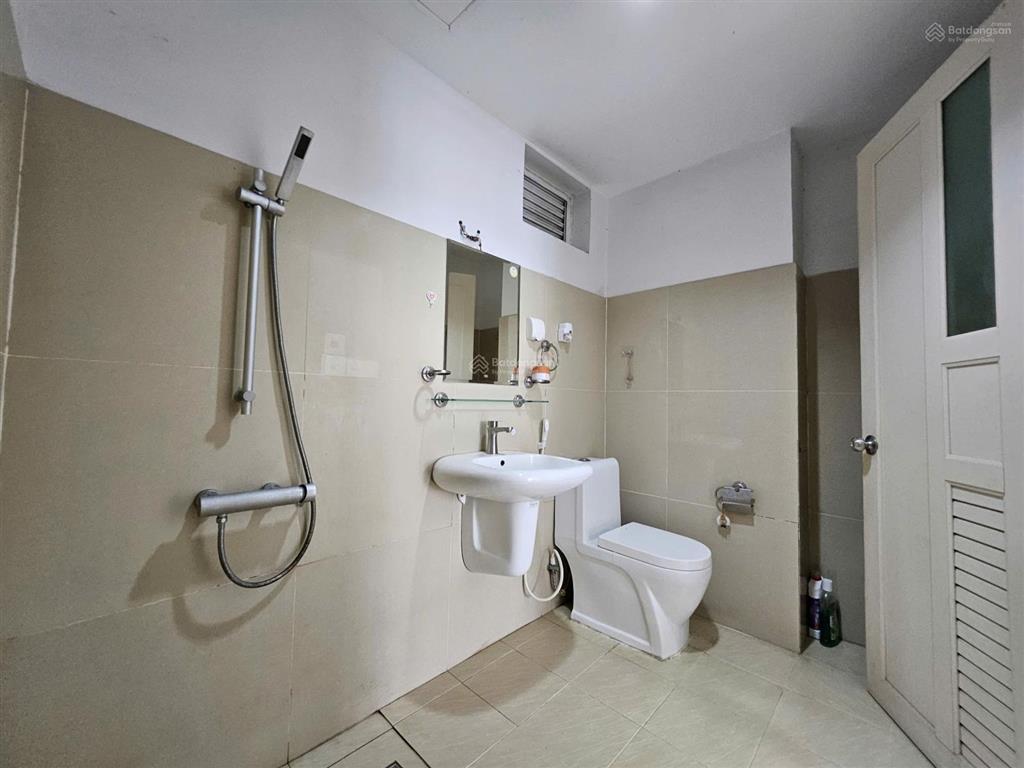 Cần share phòng master trong chung cư đức khải, quận 2 (đối diện newcity) cho nam nữ đều được