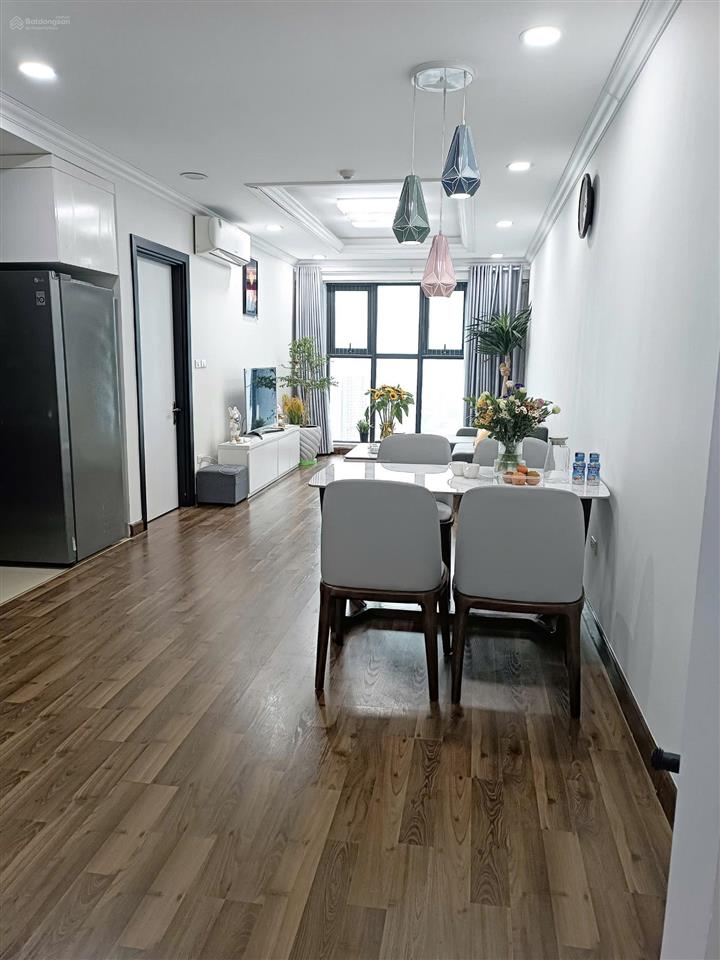 Đúng 7,2 tỷ sở hữu ngay căn hộ 78m2 2ngủ 2vs  toà s4 goldmark city. full nội thất , tầng trung.