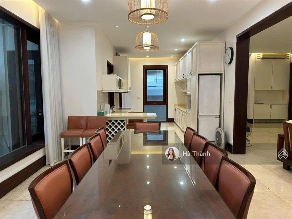 (5 tỷ/năm) siêu building phạm văn đồng  mặt phố bề thế 300m 145 tỷ