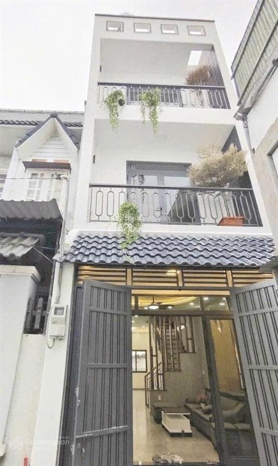 Bán nhà mới xây 60m2 3 lầu 4pn đường số 35 hiệp bình chánh thủ đức 5 tỷ 5