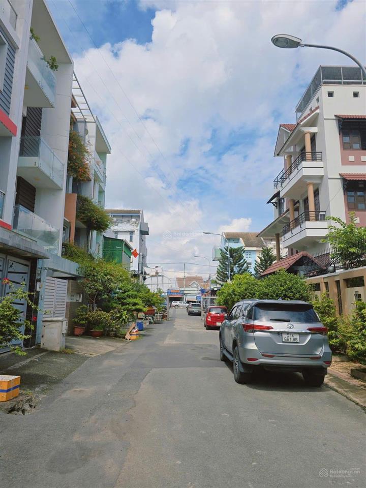 Bán biệt thự 238m2 1 trệt 2l 4pn ven sông hiệp bình chánh thủ đức 15 tỷ 8