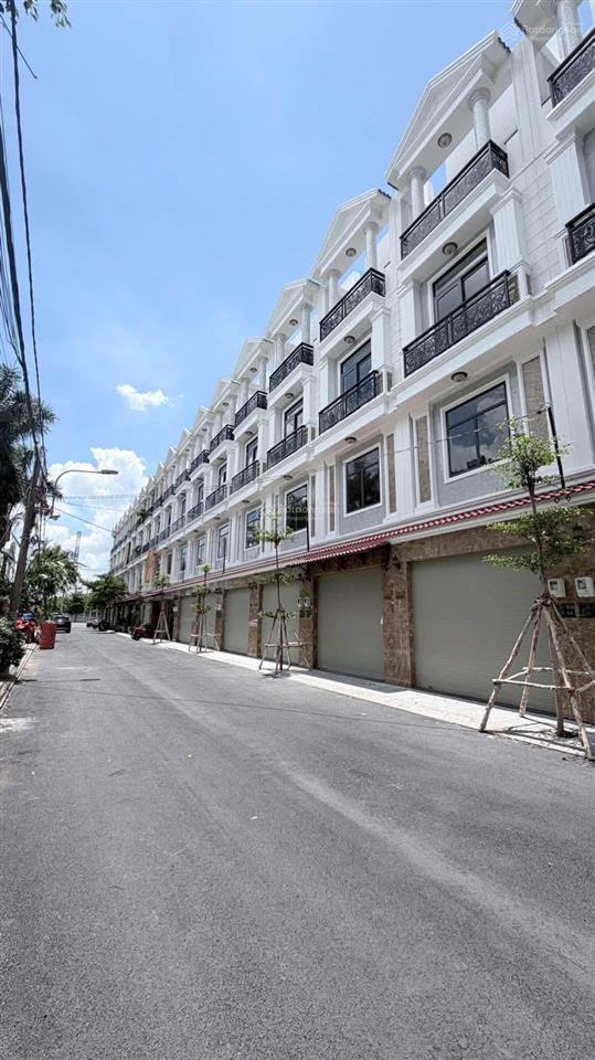 Bán nhà 1 trệt 3 lầu 4 phòng ngủ đường ô tô sát vạn phúc ql13 hiệp bình phước thủ đức 7 tỷ 3