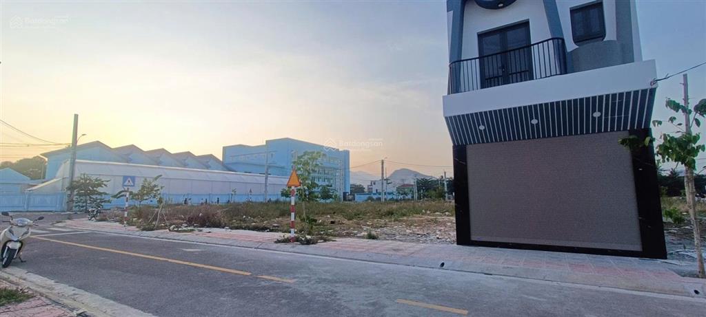 Bán đất 96,8m2 tại đường số 04 rộng 20 m tđc ngọc hiệp, nha trang giá 4,75 tỷ, pháp lý đầy đủ