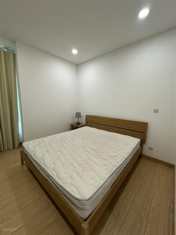 Cho thuê căn 2pn sunwah pearl  tòa white house. 33 tr/tháng
