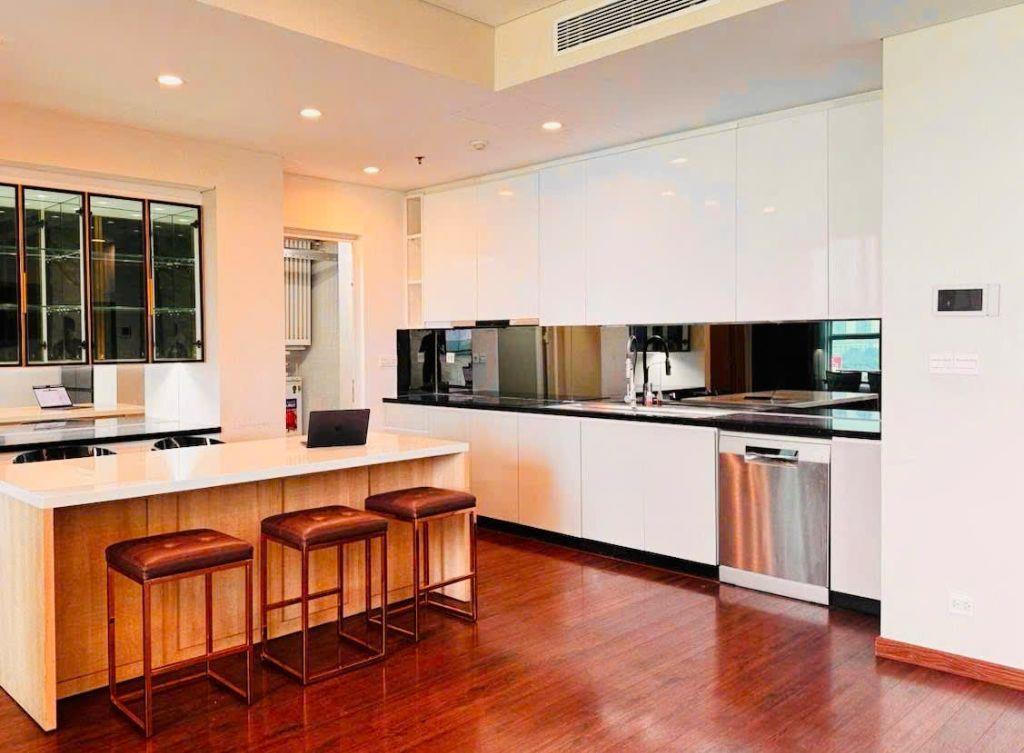 SALA | 4PN · 1 PHÒNG LÀM VIỆC · 215M². 3 BAN CÔNG · FULL NỘI THẤT
