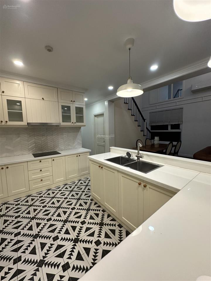 Vista verde | duplex 2 tầng 5 phòng ngủ | 185m  chỉ 14.8 tỷ