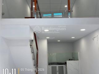 Chính chủ bán nhà q7 chỉ 870triệu cách mặt tiền 98 nguyễn thị thập 10 bước chân! 870 triệu