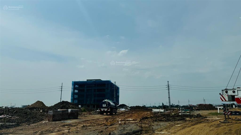 Đất ccn cho thuê bởi tập đoàn t&t, cách cầu phùng 5 phút