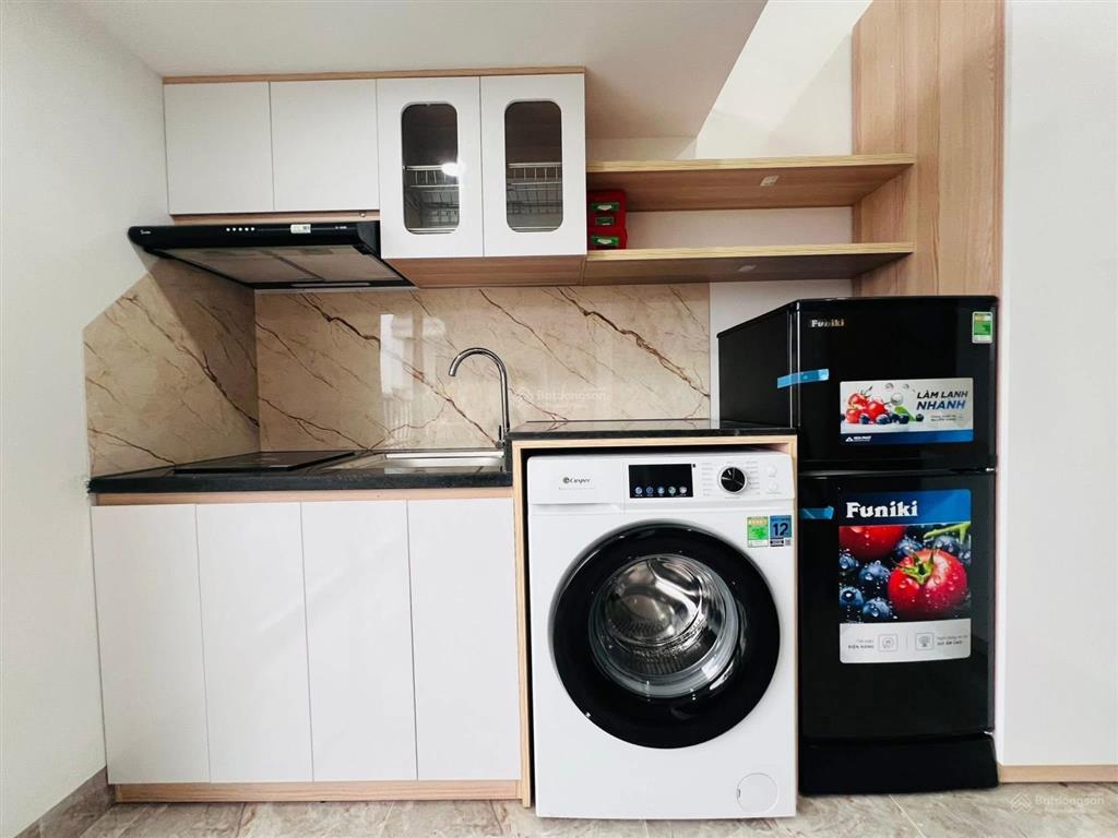 Chính chủ nhờ bán nhà phố chính kinh 43m2  6 tầng  9 phòng ngủ khép kín sẵn dòng tiền 30tr/tháng