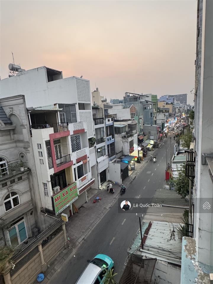 Hàng ngộp! nhà mặt tiền 94 nguyễn trọng tuyển pn, dt đất 93m2 (5x22m) 4 tầng st  giá chỉ 20 tỷ