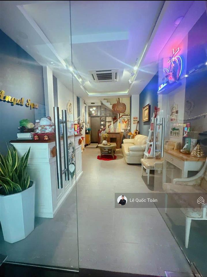 Hàng ngộp! nhà mặt tiền 94 nguyễn trọng tuyển pn, dt đất 93m2 (5x22m) 4 tầng st  giá chỉ 20 tỷ