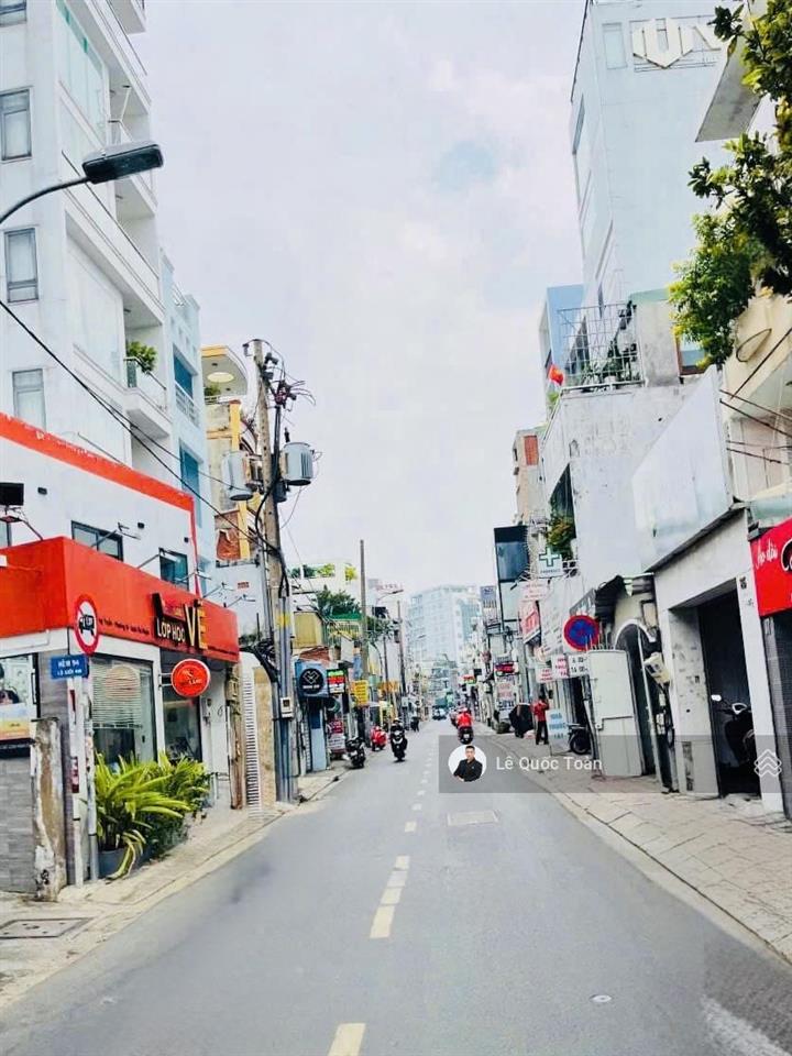 Hàng ngộp! nhà mặt tiền 94 nguyễn trọng tuyển pn, dt đất 93m2 (5x22m) 4 tầng st  giá chỉ 20 tỷ