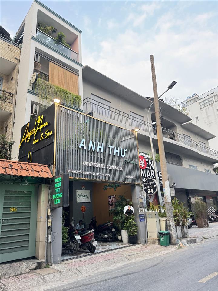Hàng ngộp! nhà mặt tiền 94 nguyễn trọng tuyển pn, dt đất 93m2 (5x22m) 4 tầng st  giá chỉ 20 tỷ